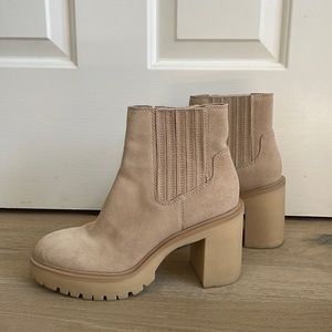 Dolce Vita - Caster h20 suede sandstone bootie